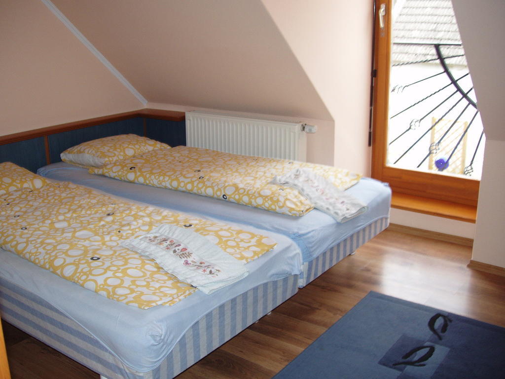 Rudolf'S Fogado Hotell Zsira Rom bilde